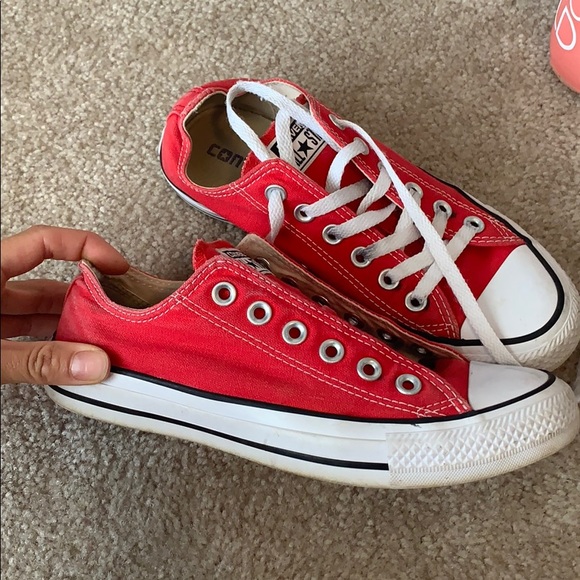 red chucks womens